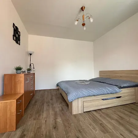 Apartman Breziny Apartment